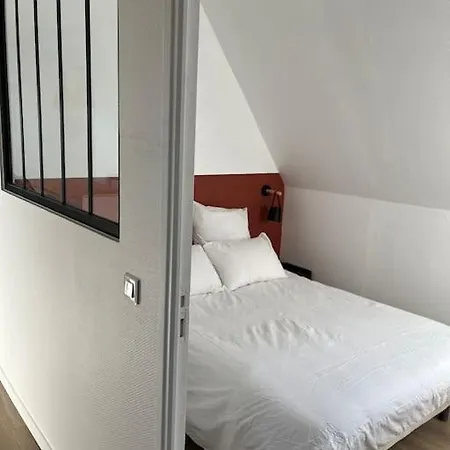 Logis Du Coudray Apartment *